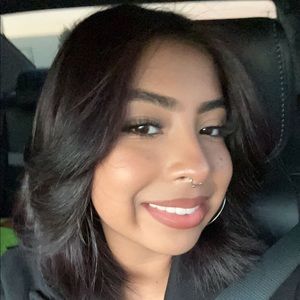 Meet your Posher, Jakelin